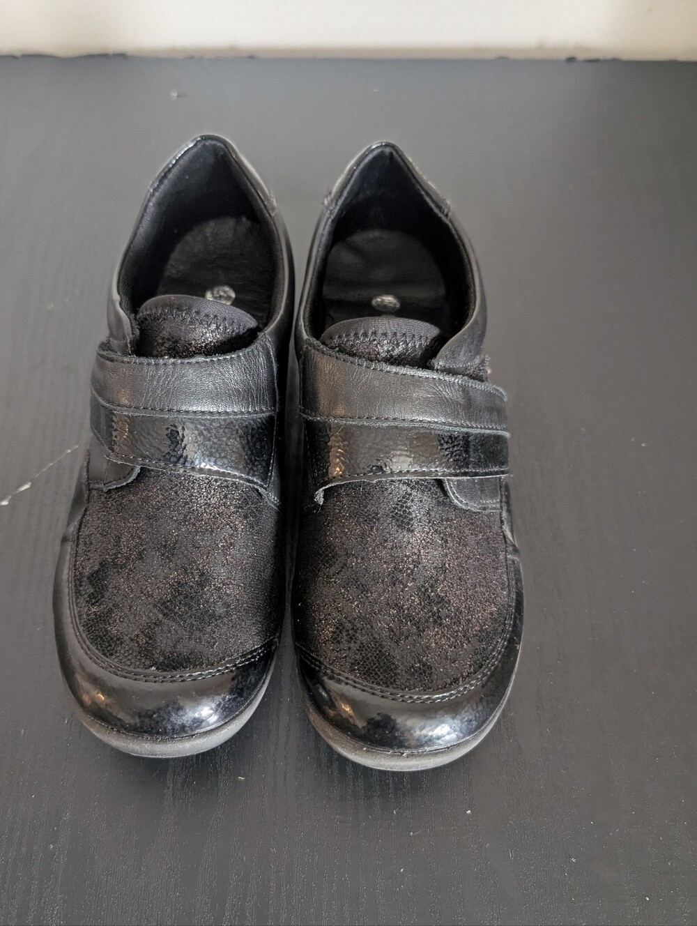 Remonte Black Velcro Casual Leather orthotics Shoes US 7 /EUR 38